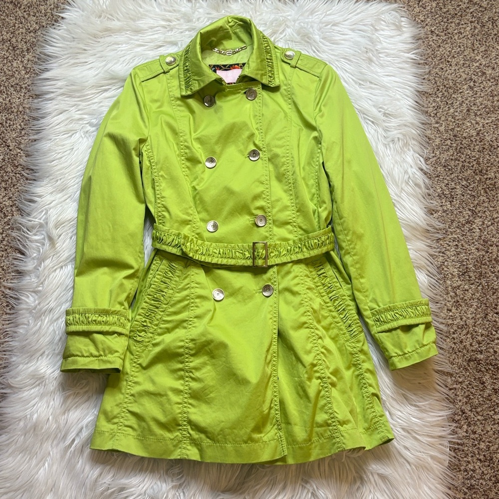 Basler Vibrant Green Buttoned DoenTrench Coat, Size 6